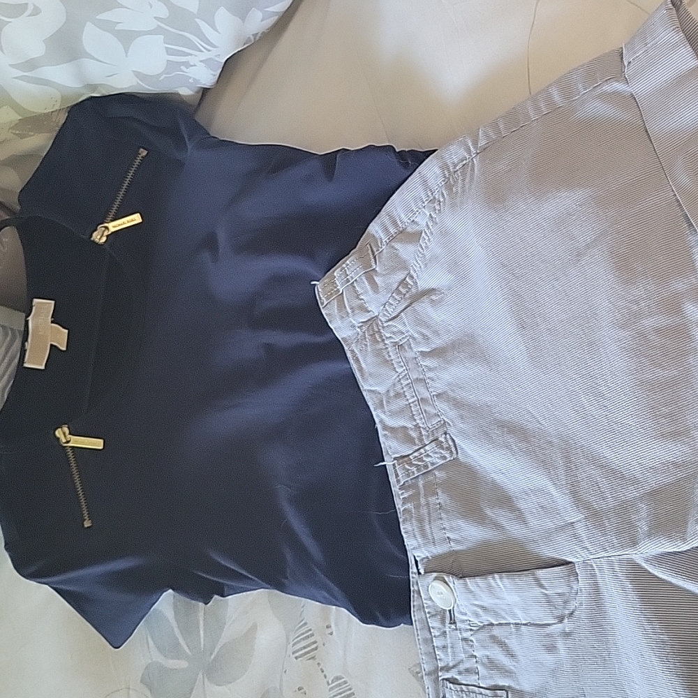 Casual strip shorts